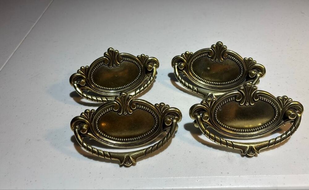 Set of 4 Ornate Antique-Style Brass Furniture Drawer Pulls